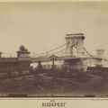 "A Lánchíd panorámaképe a Duna budai oldaláról nézve. A felvétel 1890 után készült." A kép forrását kérjük így adja meg: Fortepan / Budapest Főváros Levéltára. Levéltári jelzet: HU.BFL.XV.19.d.1.08.044
