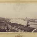 kilátás a budai Várból a Margit híd felé. Előtérben a Lánchíd, jobbra a Parlament. A kép 1897-ben készült. A kép forrását kérjük így adja meg: Fortepan / Budapest Főváros Levéltára. Levéltári jelzet: HU.BFL.XV.19.d.1.08.074