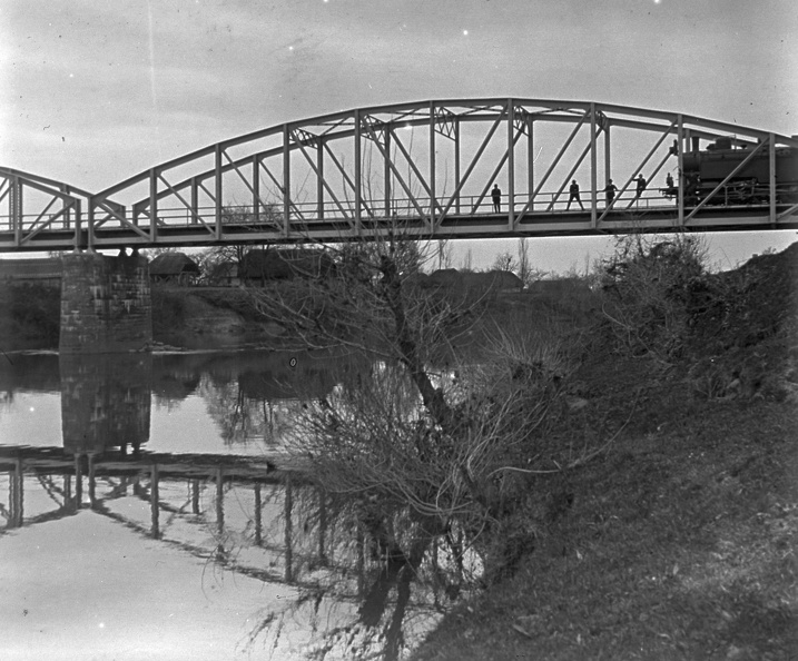 vasúti híd a Kulpa (Kupa) folyón.