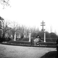 Fiumei úti Nemzeti Sírkert (Kerepesi temető). Balra a fák mögött Deák Ferenc Mauzóleuma.