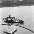Szent István Emlékév, hajófelvonulás a Dunán a pesti rakpart felől nézve.