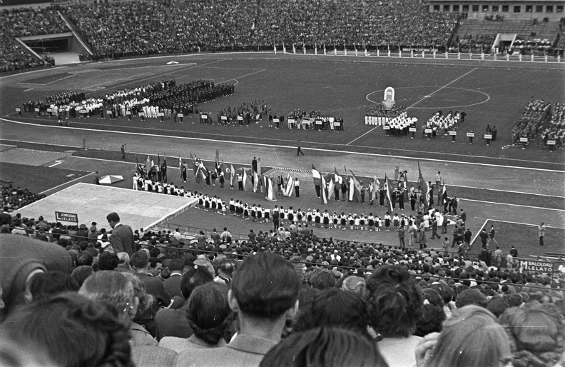 a XII. Főiskolai Világbajnokság megnyitóünnepsége, 1954. július 31.