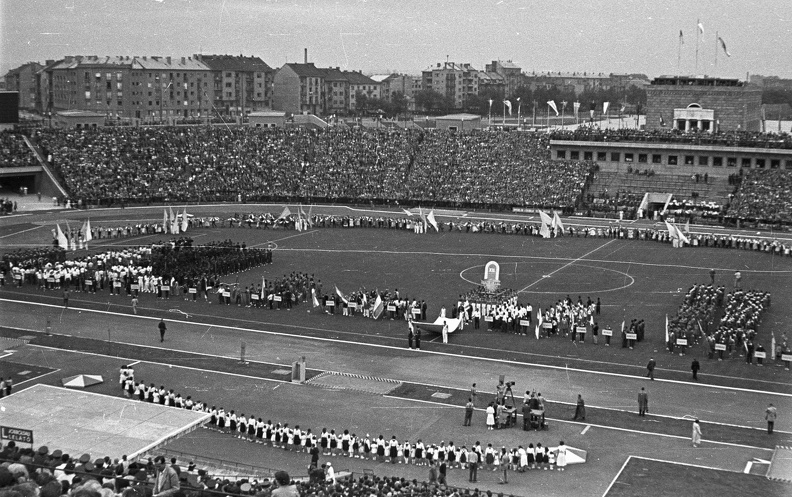 a XII. Főiskolai Világbajnokság megnyitóünnepsége, 1954. július 31.