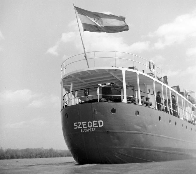 Szeged tengeri áruszállító hajó.