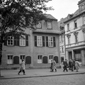 Schillerstrasse, szemben a Schillerhaus. Ebben a házban élt Schiller 1802-től 1805-ig.