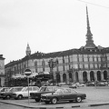 Piazza Vittorio Veneto a Via Po felé nézve, háttérben a Mole Antonelliana tornya.