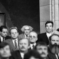 Parlament, középen Darvas Iván színművész, mögötte Haraszti Miklós, Faludy György és ifj. Rajk László, előtte Kunce Gábor és Iványi Gábor.