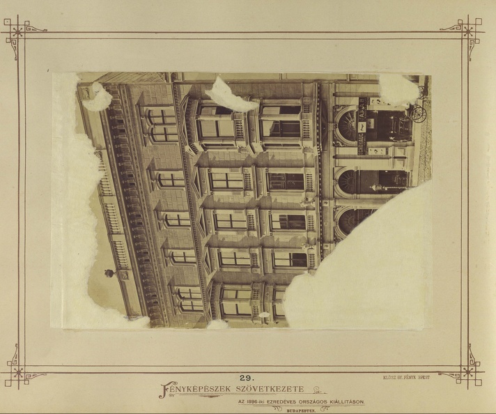 Múzeum körút 31. (megsemmisült). A felvétel 1880-1890 között készült. A kép forrását kérjük így adja meg: Fortepan / Budapest Főváros Levéltára. Levéltári jelzet: HU.BFL.XV.19.d.1.05.030