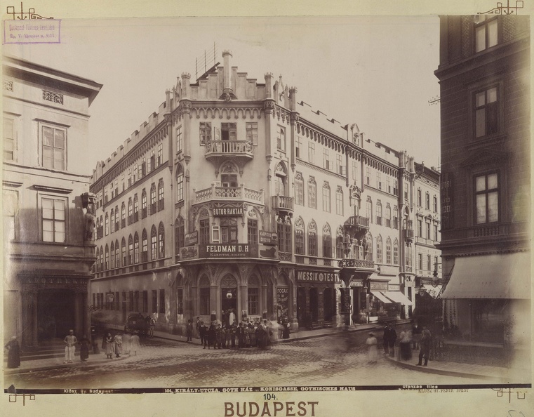 "Pekáry-ház a Király utca és Csányi utca sarkán. A felvétel 1890 után készült." A kép forrását kérjük így adja meg: Fortepan / Budapest Főváros Levéltára. Levéltári jelzet: HU.BFL.XV.19.d.1.07.105