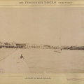 kikötő, a parton a Hullám és a Balaton szálló, a háttérben, jobbra a Festetics kastély. A felvétel 1895-1899 között készült. A kép forrását kérjük így adja meg: Fortepan / Budapest Főváros Levéltára. Levéltári jelzet: HU.BFL.XV.19.d.1.11.144