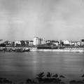 az Újpesti rakpart és az épülő Újlipótváros látképe a Margitsziget felől.