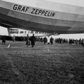 Csepel, Weiss Manfréd gyár repülőtere. Graf Zeppelin léghajó.