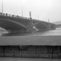 Margit híd az Újpest rakpart felől.