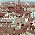 a belváros háztetői és a Városháza tornya, kilátás Pannonhalma felé.
