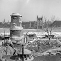 az 1945. januárban felrobbantott Erzsébet híd.