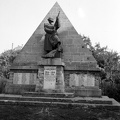 Hősi emlékmű (Erdey Dezső, 1935.)