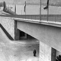 az Árpád (Sztálin) híd Margitszigeti lehajtója a híd avatásakor.