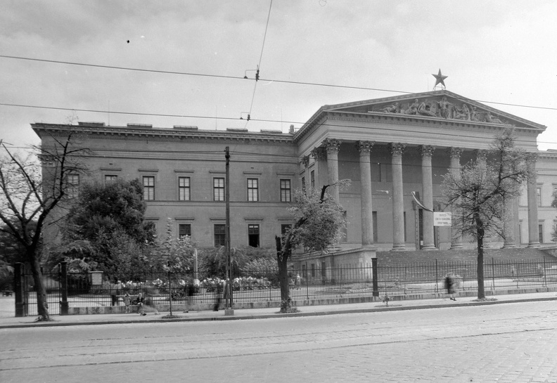 Nemzeti Múzeum.