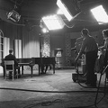 zongoraművészek az MTV stúdiójában.