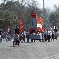 Ötvenhatosok tere (Felvonulási tér), május 1-i felvonulás.