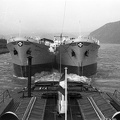 Duna, a Vaskapu-szoros hajózócsatornája. A Sopron vontatóhajó és a norvég megrendelésre készült Sagahorn és Sagafjell tengeri áruszállító hajók.