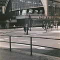Kelet-Berlin, Alexanderplatz, szemben a térről elnevezett pályaudvar.