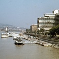 Dunakorzó és a Hotel Duna Intercontinental Szálloda az Erzsébet hídról nézve.
