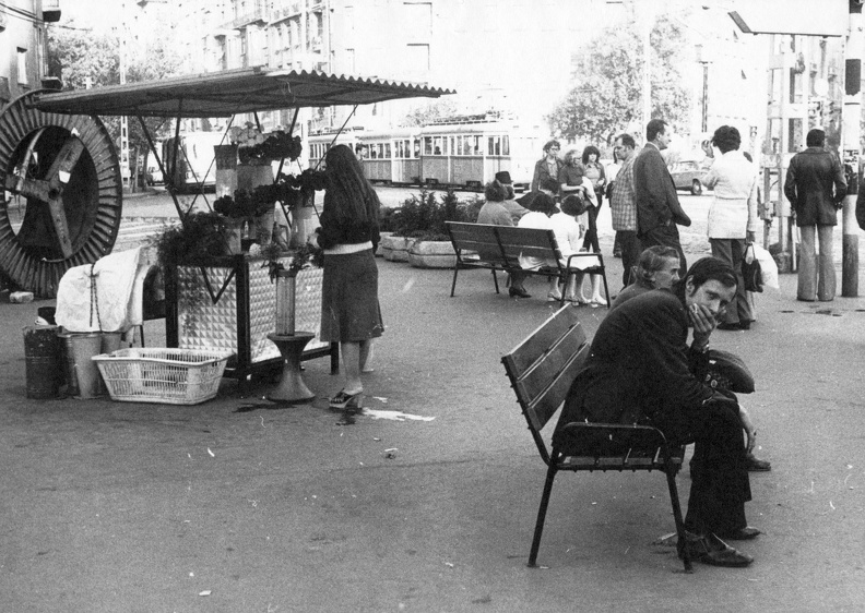 Móricz Zsigmond körtér a Villányi út és Bartók Béla út találkozásától nézve.